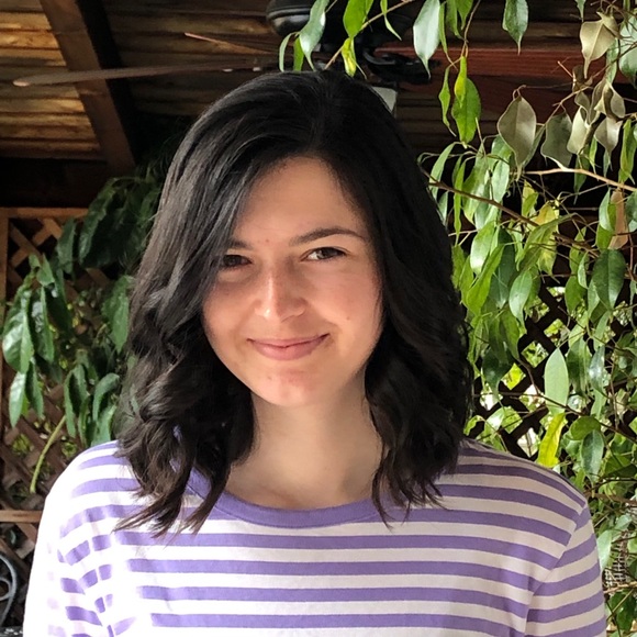 Meet your Posher, Shawna - Picture 1 of 1